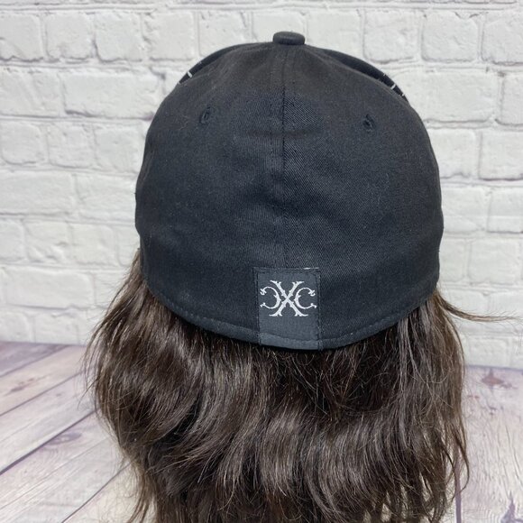 Xtreme Couture Baseball Hat Cap Stretch Fit Black Size L/XL Animal Print Wolf - Picture 3 of 8